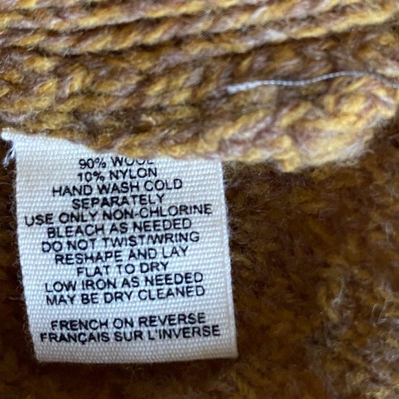 Moth Wool Cable Knit Crochet Asymmetrical Hem Sweater Mustard Artsy Rosette-S - Picture 15 of 16